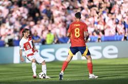 开云体育入口-欧盟足联赛中的精彩对决，点燃球迷对足球的热爱的简单介绍