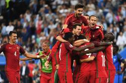 开云体育中国官网-关于阿尔巴尼亚队艰难晋级欧洲预选赛淘汰赛的信息