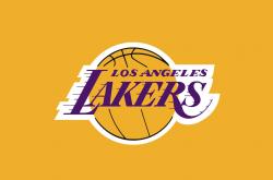 开云体育登录-街道暗影与极速心跳，爱德华兹如何成为F1夜赛的攻防转换核心