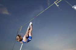 开云体育直播-钢铁意志与致命一击，德里赫特在欧冠决赛之夜的封神之战