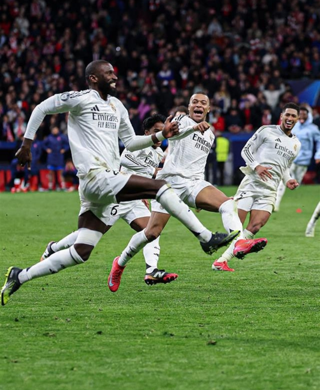 拜仁慕尼黑轻松击败对手，冲劲十足