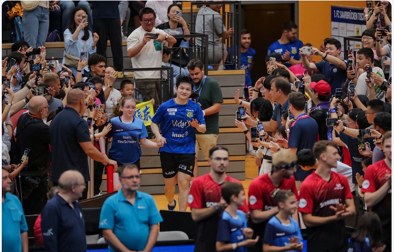 关于德甲强队表现抢眼，势不可挡向冠军发起冲击的信息