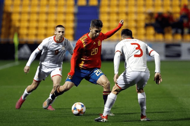 关于马赛力克日本，费兰·托雷斯一己之力扛起全队的信息