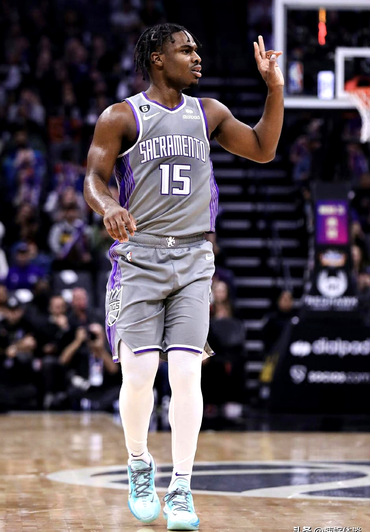 包含热火爆冷国王,米切尔打破历史纪录的词条 包含热火爆冷国王,米切尔打破历史纪录的词条