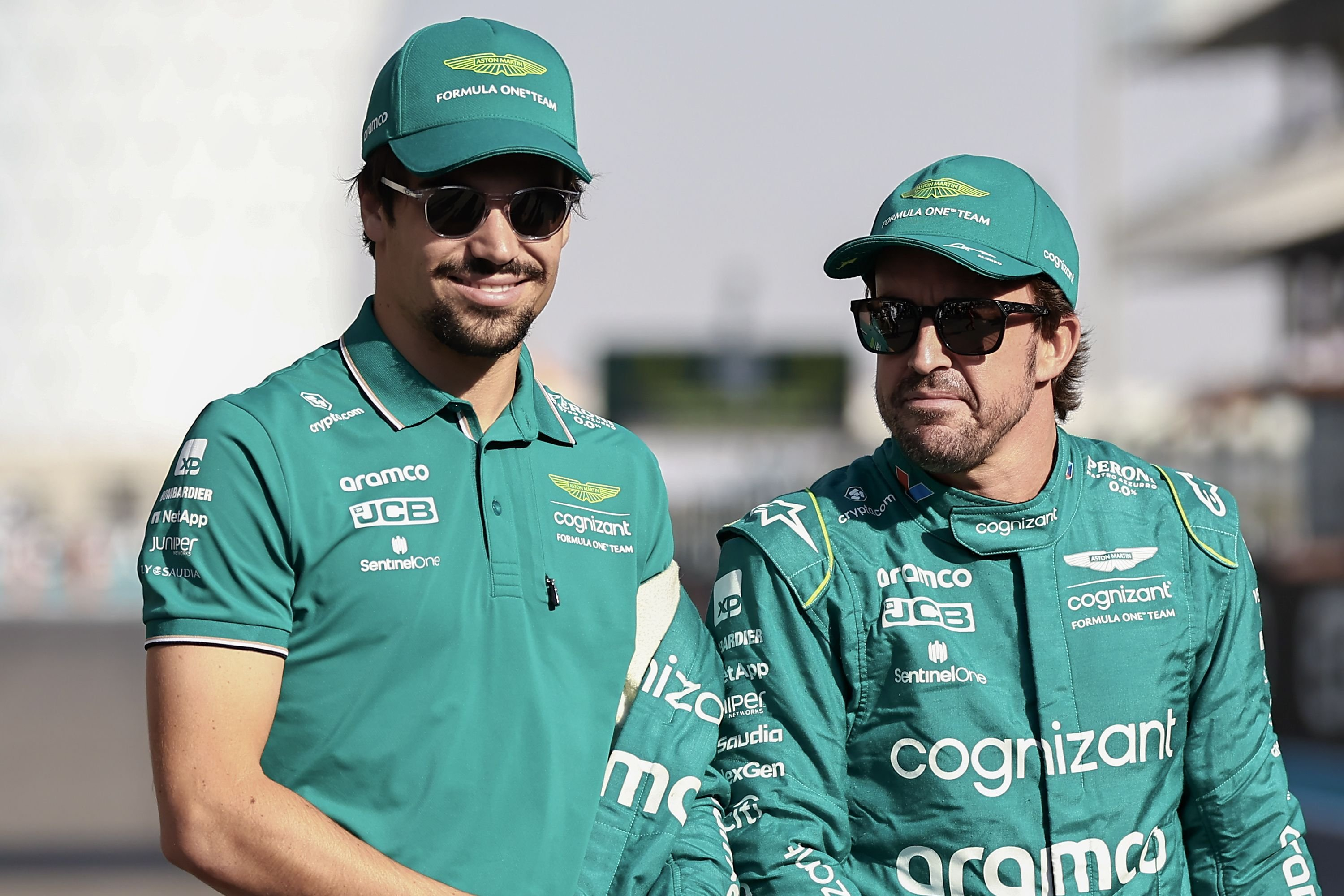 包含哈斯车队力克阿斯顿马丁,塞恩斯刷新纪录的词条 包含哈斯车队力克阿斯顿马丁,塞恩斯刷新纪录的词条