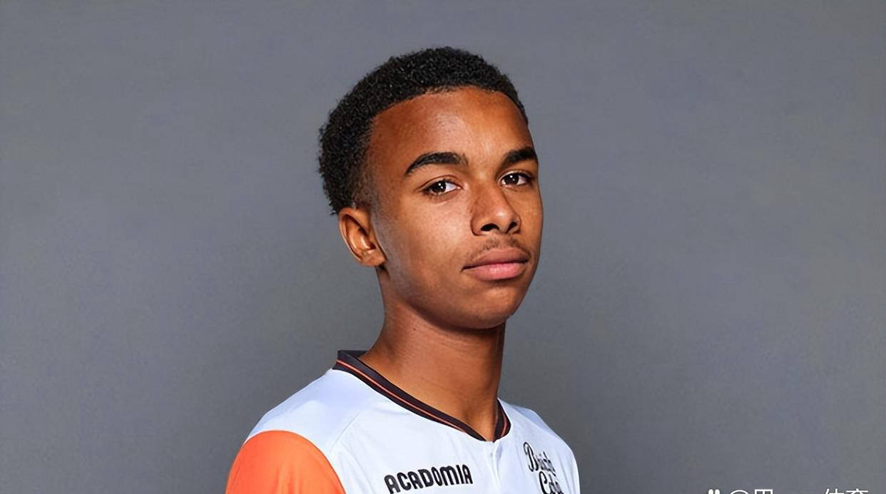 关于欧洲新秀球员崭露头角，技术特点备受瞩目的信息