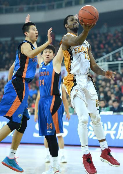 俄罗斯篮球联赛引进新外援,提升球队战斗力 俄罗斯篮球联赛引进新外援,提升球队战斗力