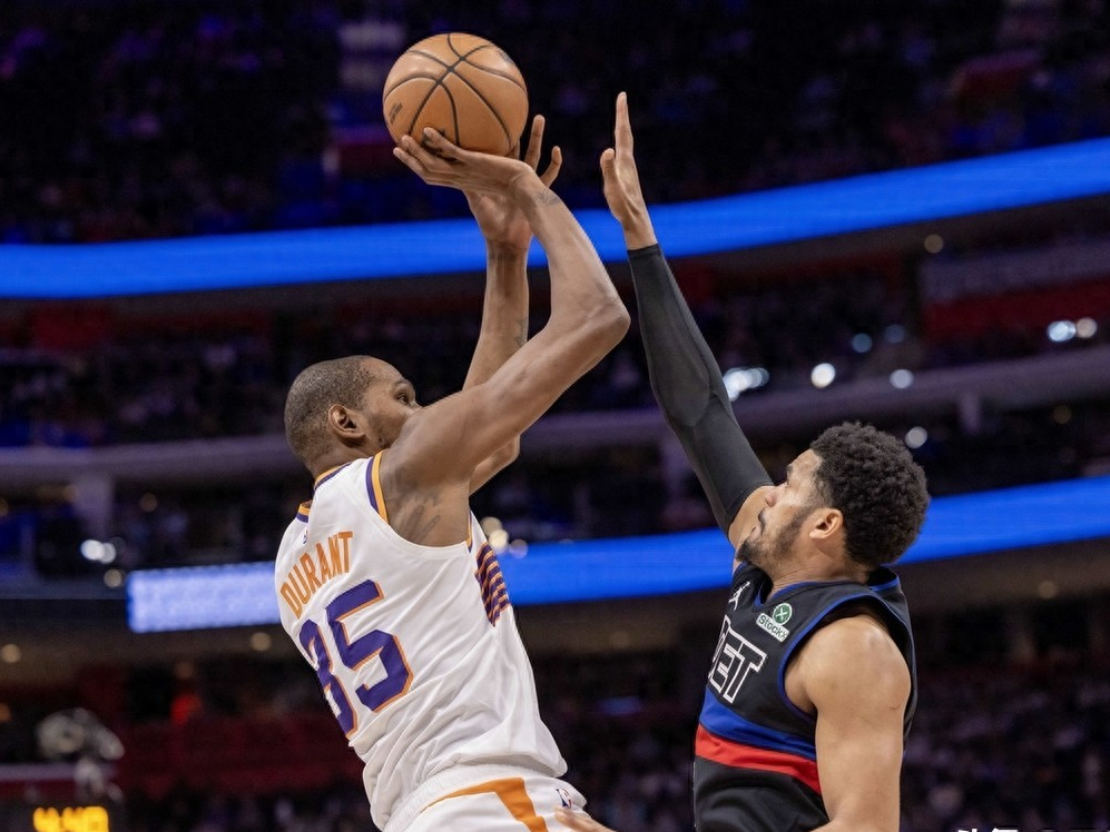 篮网队全队合力作战,击败实力对手 篮网队全队合力作战,击败实力对手