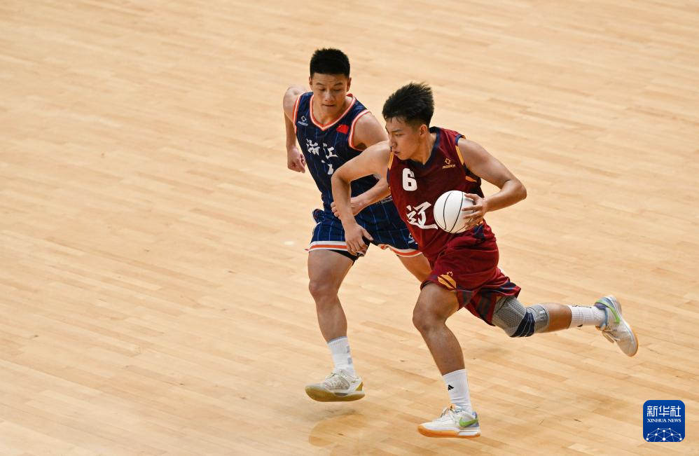 辽宁队绝杀浙江队，布克点燃赛场的简单介绍