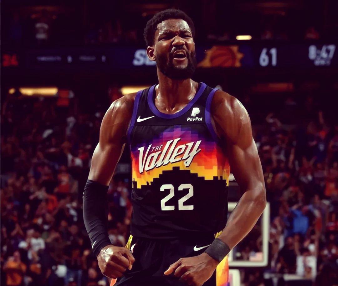 灰熊力克波兰男篮，艾顿制霸全场的简单介绍