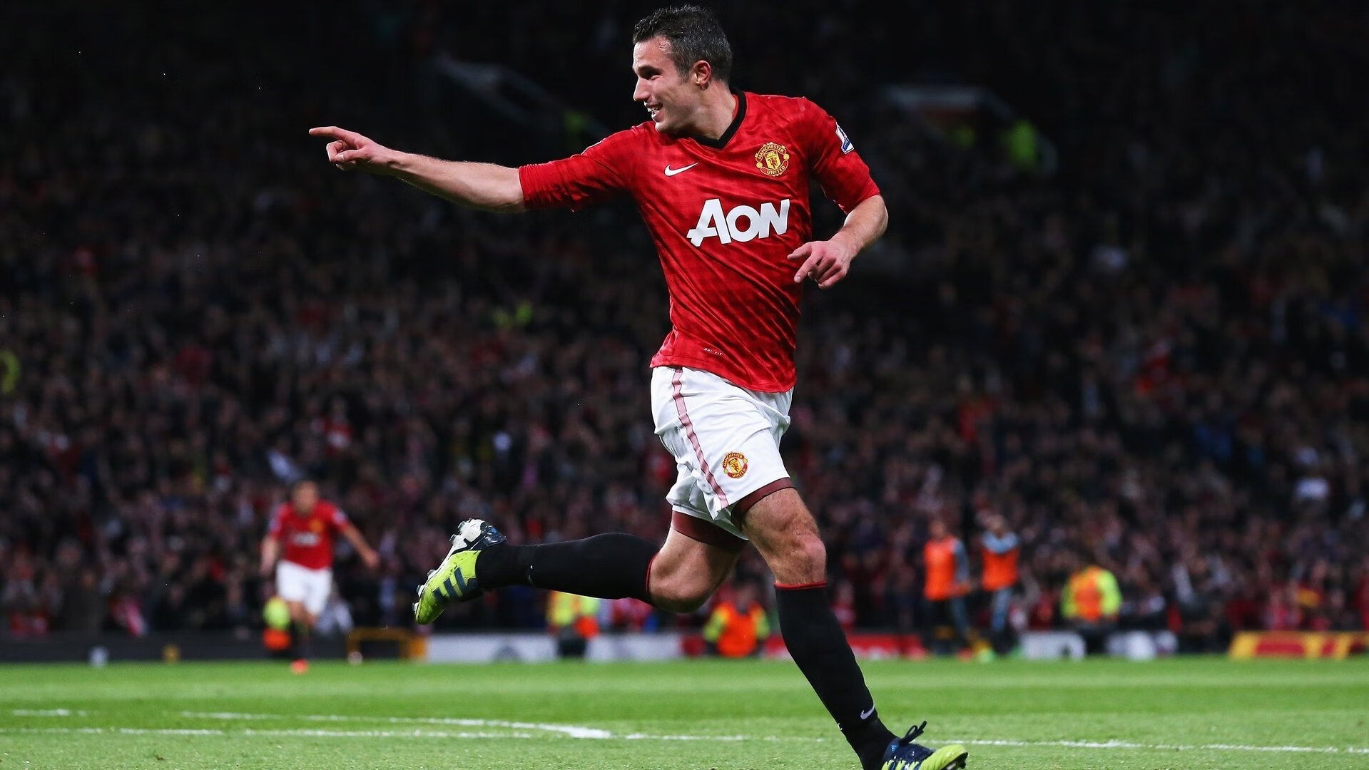 街道狂飙与暴雨突袭，F1摩纳哥焦点战 vs 比利时洪水冲垮波兰防线